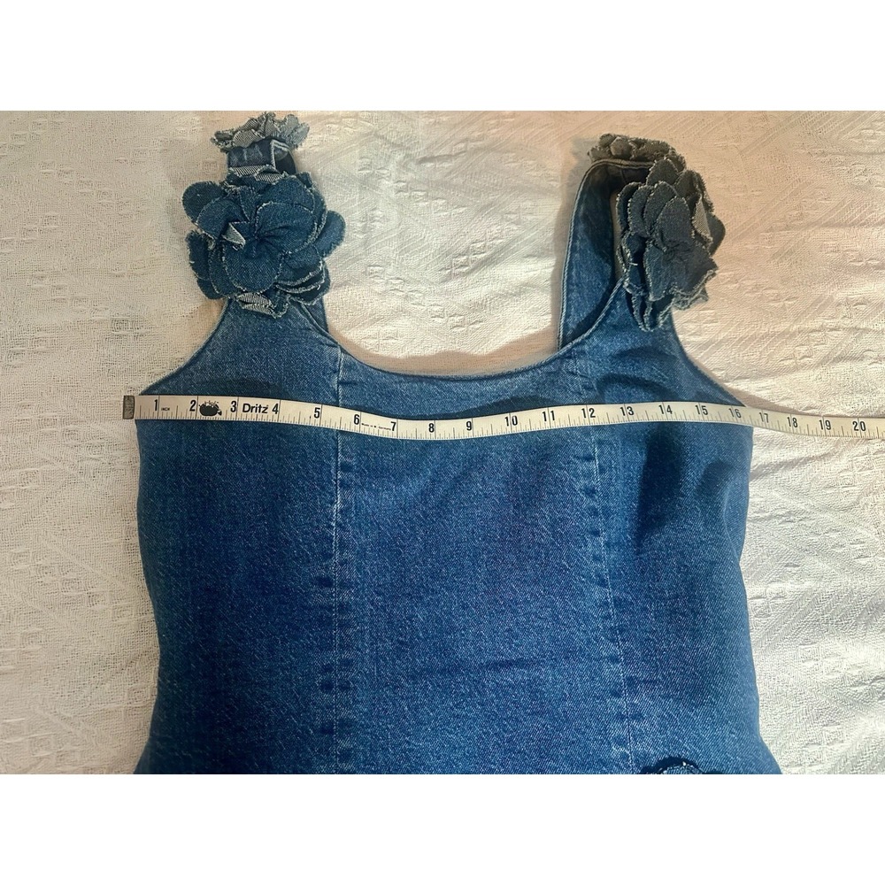 Avec Les Filles Sleeves Denim Sheath Mini Dress With Denim Flowers Size 8 - Picture 8 of 9
